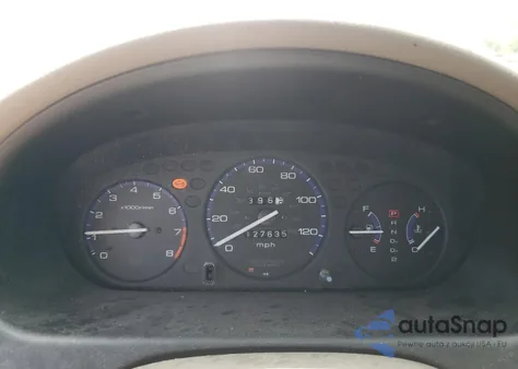 2000 Honda Civic Lx from USA, damaged, VIN 1HGEJ6677YL067751